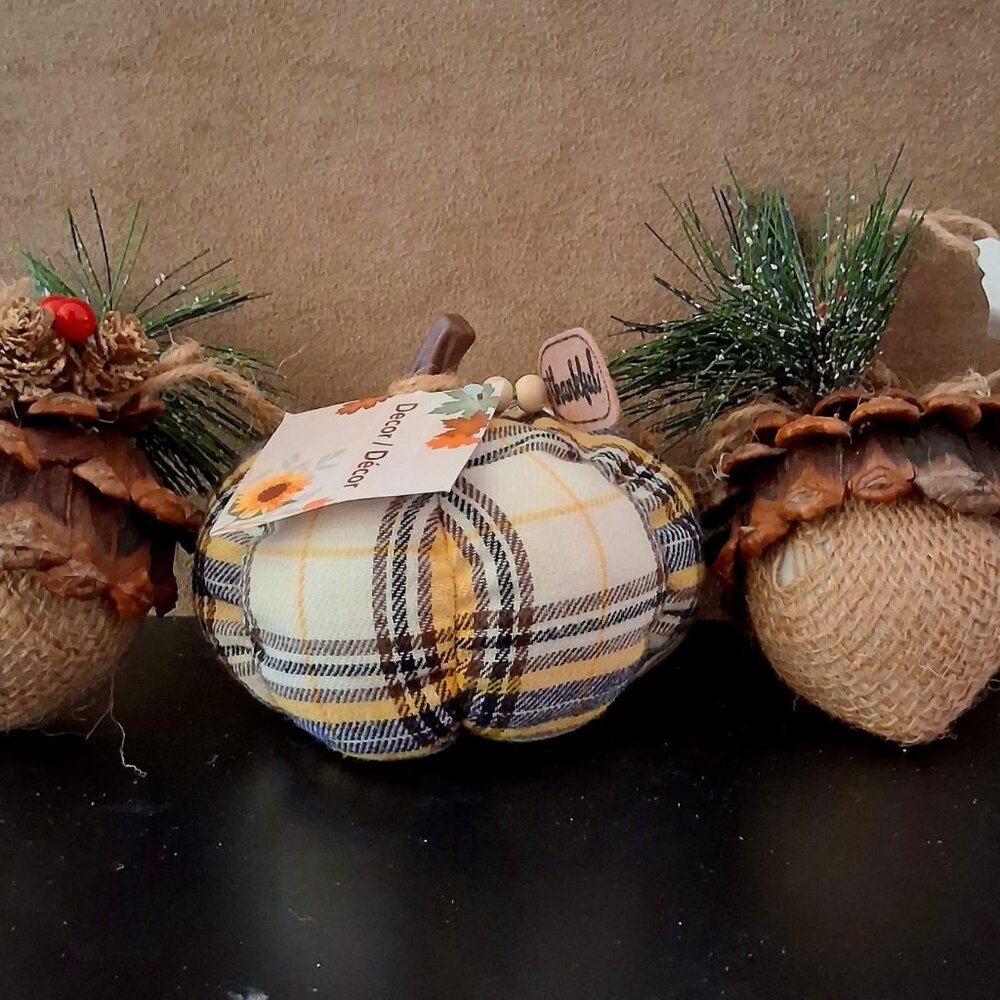 Set of 3 Christmas & Fall Decor – Oberon Créancey Ornaments, Acorns, Pine Cones